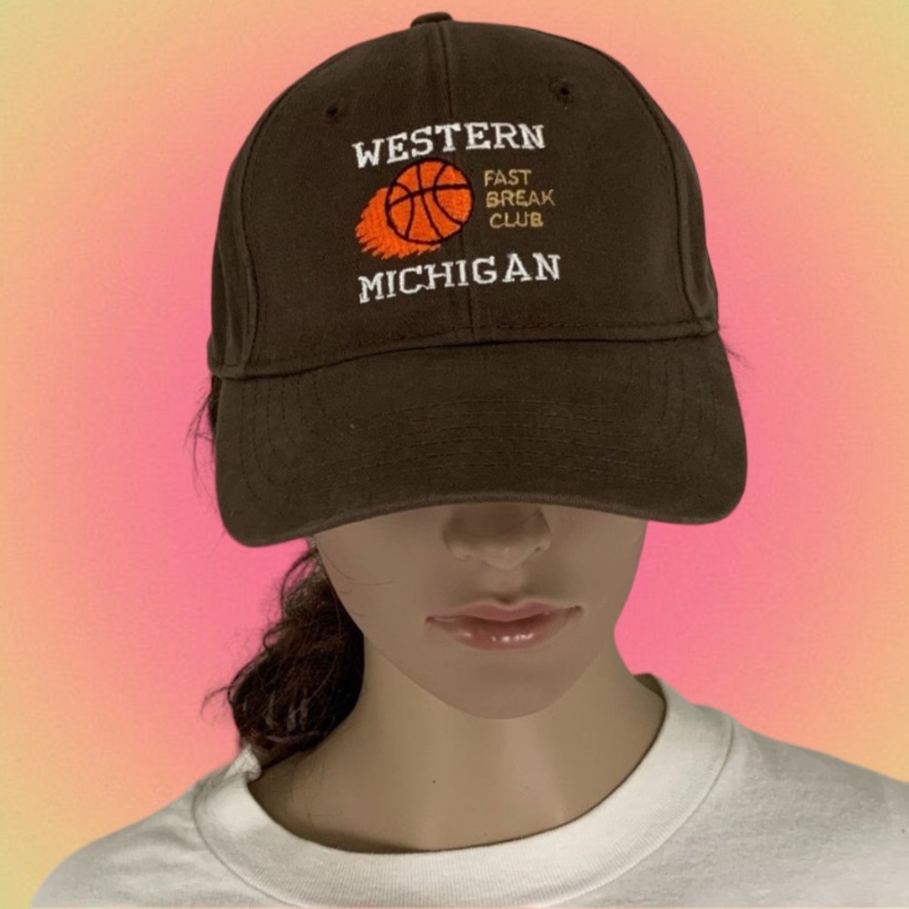 Vintage 90s Western Michigan Fast Break Club Basketball Strapback Dad Hat